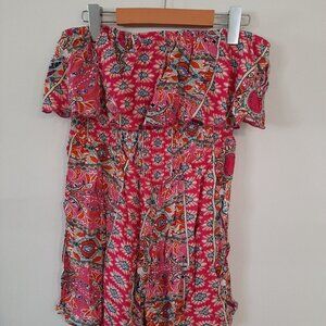NWT Fasumava romper size large. Off shoulder, elastic waist.